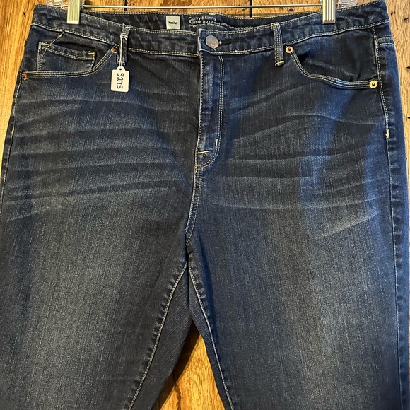 GUC Mossimo denim jeans. Size 18L women’s. - Picture 4 of 11